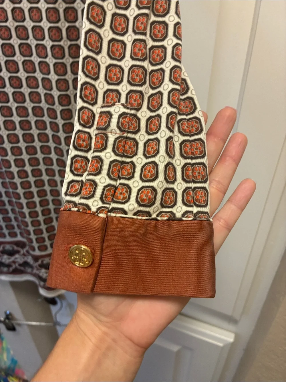 Tory Burch 100% silk brown and Cream Geo-Print Tunic